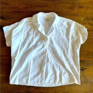 Madewell women’s top in small.